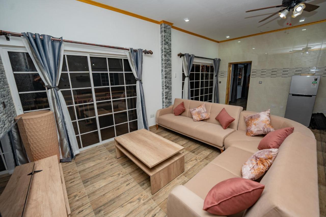Paradise Breeze Apartment Misere Exterior photo