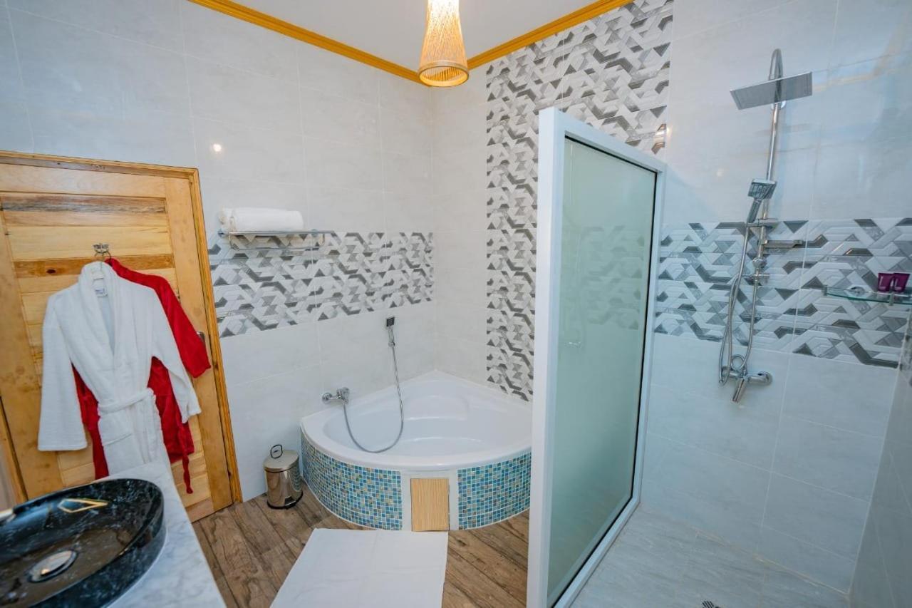 Paradise Breeze Apartment Misere Exterior photo