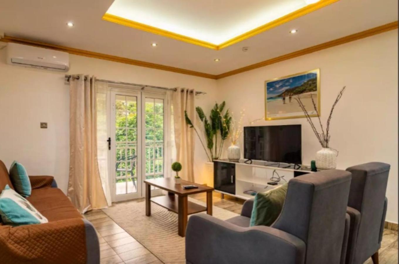 Paradise Breeze Apartment Misere Exterior photo